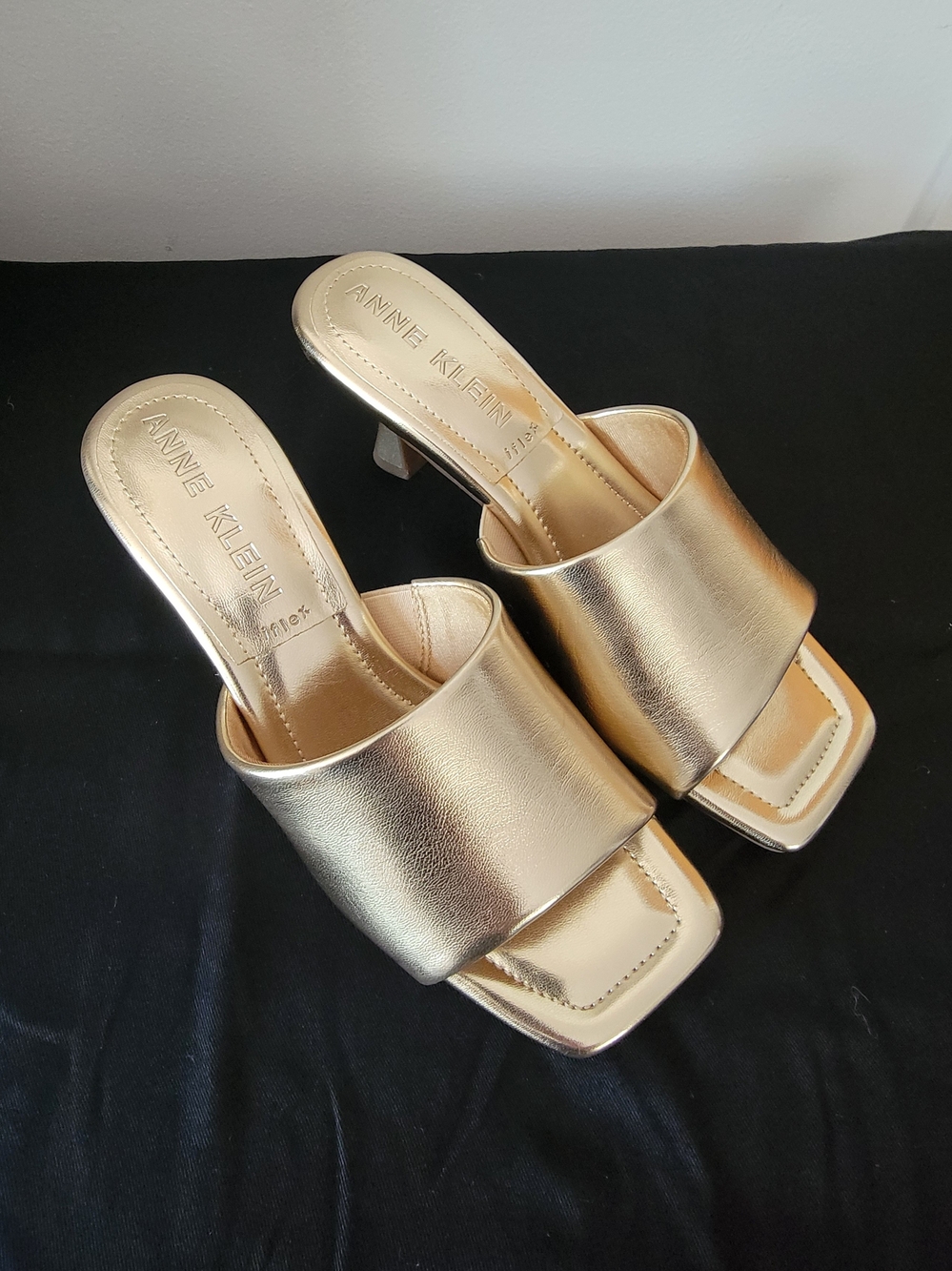 Anne Klein Jasmine Gold Metallic Square Toe Kitten Heel Slide Mules - 6.5 NWOB